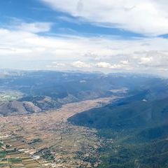 Flugwegposition um 13:15:17: Aufgenommen in der Nähe von 67053 Capistrello, L’Aquila, Italien in 2478 Meter